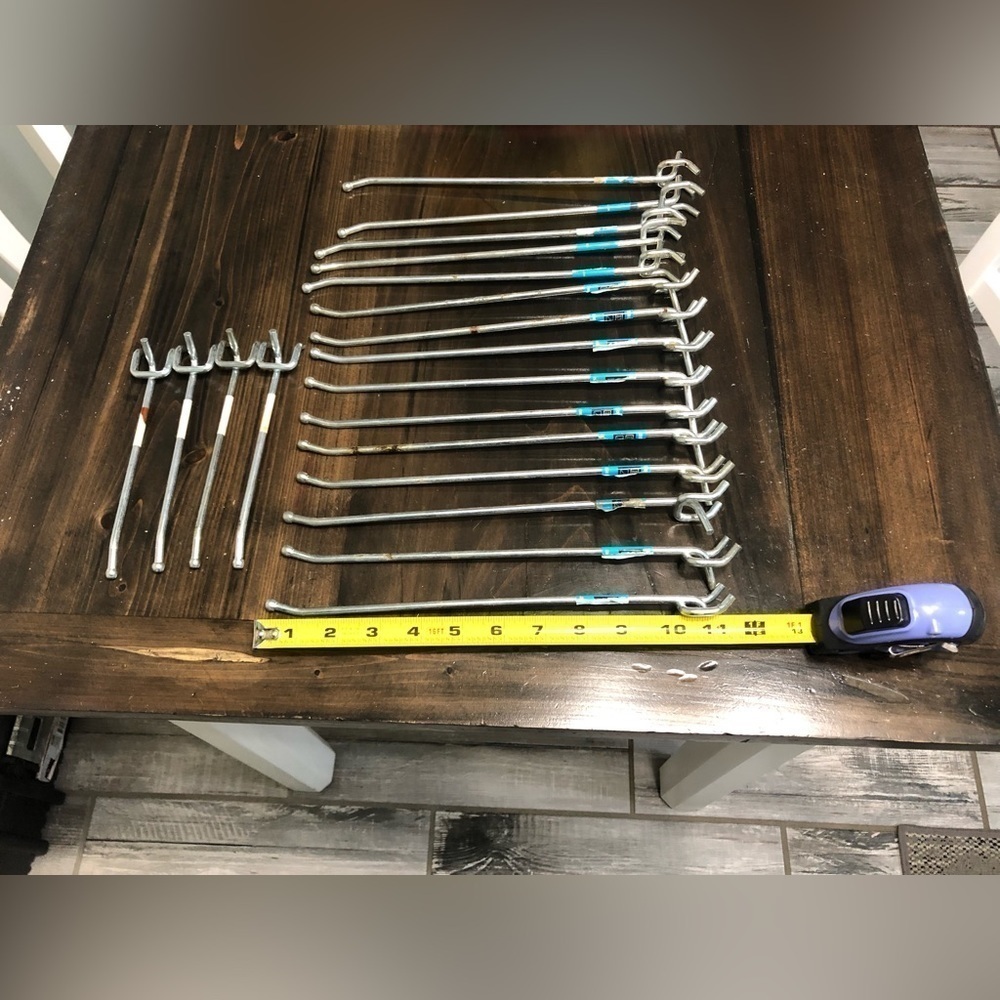 Metal pegs for peg board